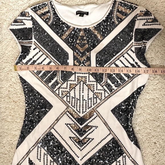 Express cocktail dress cream in color with black and gold sequins. Medium - Picture 10 of 13